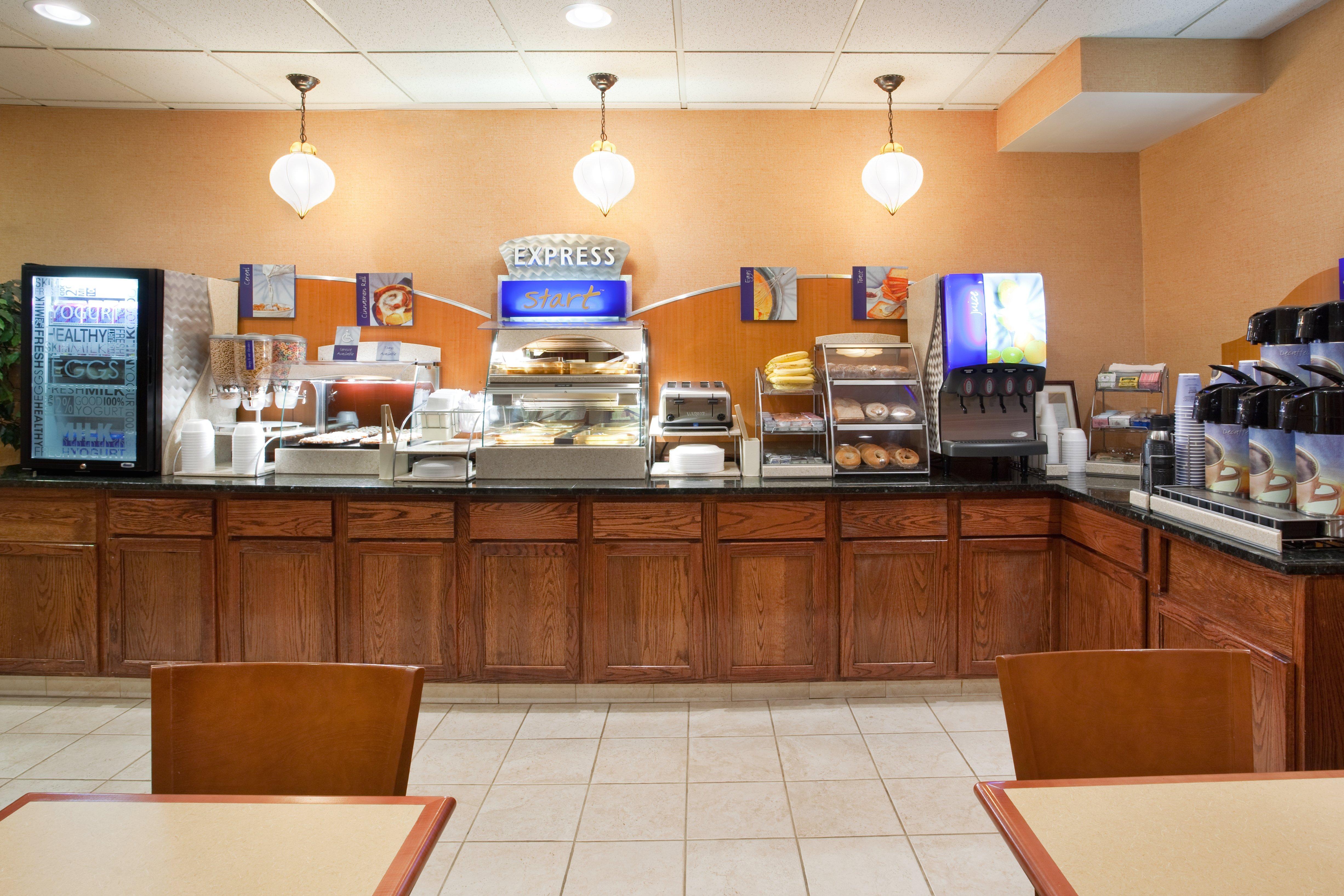 Holiday Inn Express Hotel & Suites Cleveland-Streetsboro By Ihg Экстерьер фото