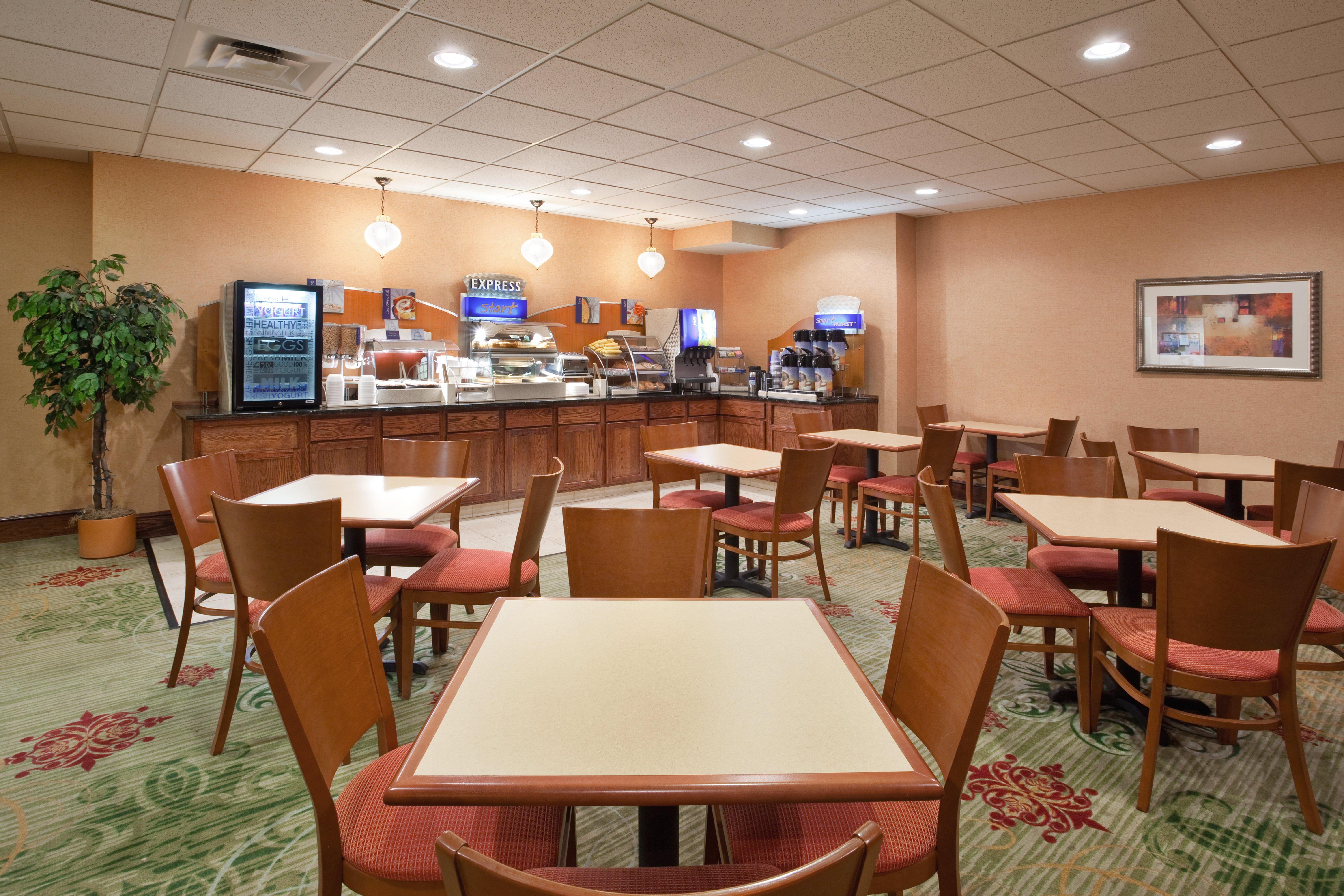 Holiday Inn Express Hotel & Suites Cleveland-Streetsboro By Ihg Экстерьер фото