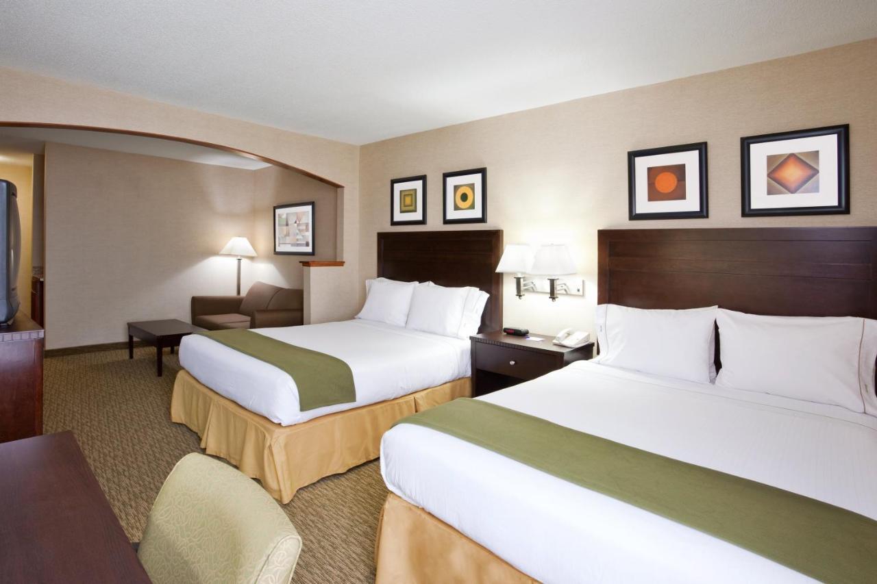 Holiday Inn Express Hotel & Suites Cleveland-Streetsboro By Ihg Экстерьер фото